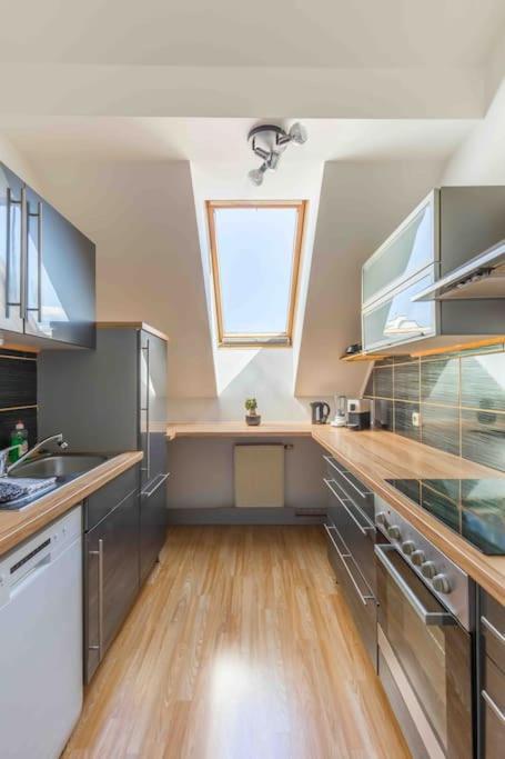 Modern Colonial Style, Central, Rooftop, Bbq Wien Exterior foto